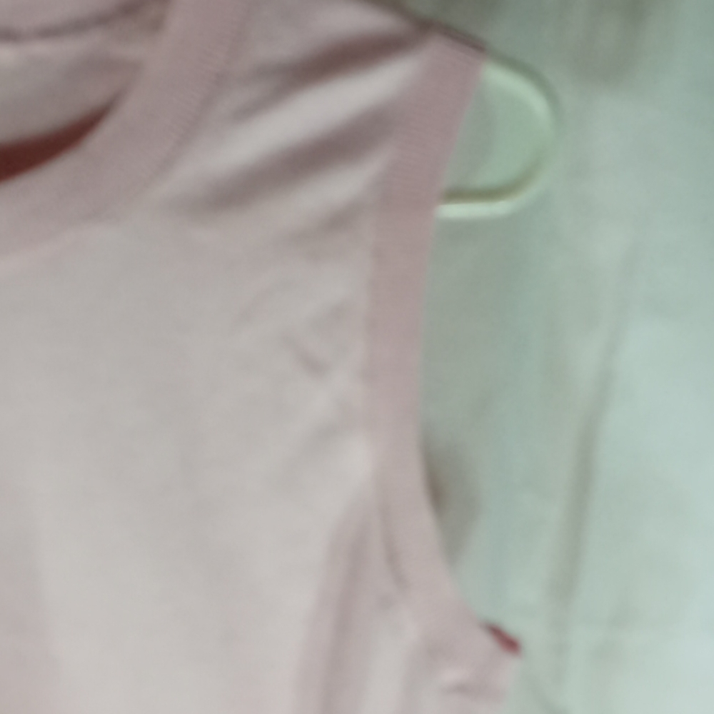 Shirt - Picture 4 of 4